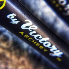 Стрела арбалетная карбоновая Victory XBolt 20" Half Moon Nock